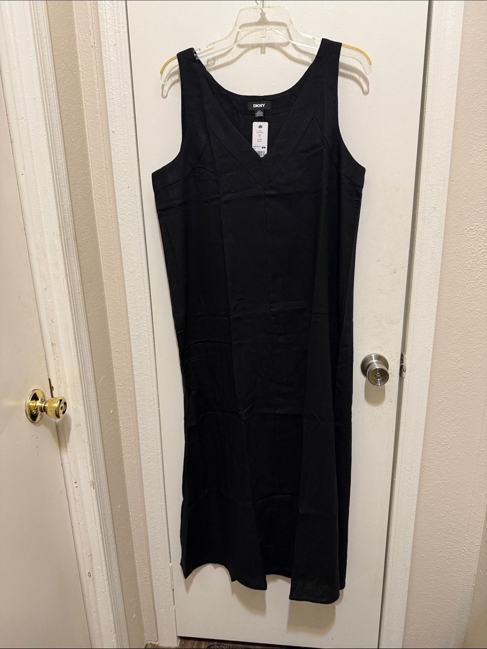 DKNY Black V-Neck Sleeveless Midi Dress